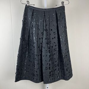 Vintage Talbots Petites Skirt Womens Size 4P Black 100% Silk Cutout Floral‎